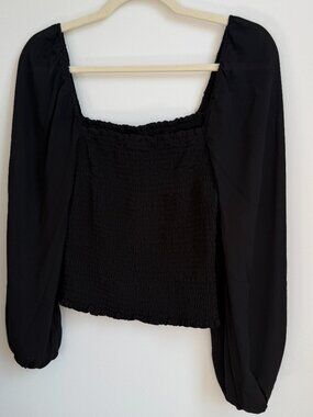 Abercrombie & Fitch Black Smocked Puff Sleeve Lightweight Crop Top (Size Medium)